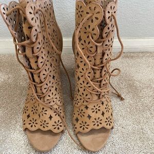 Rachel Zoe Vero Cuoio brand new no box 9.5